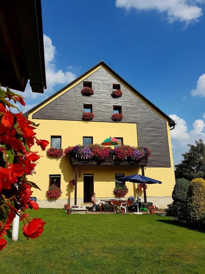 Ferienwohnungen "Am Schloessel" Oberwiesenthal Buitenkant foto