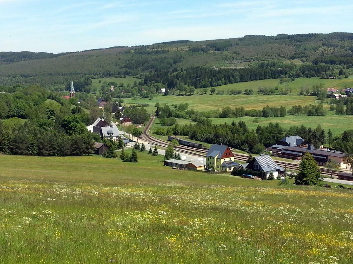 Ferienwohnungen "Am Schloessel" Oberwiesenthal Buitenkant foto